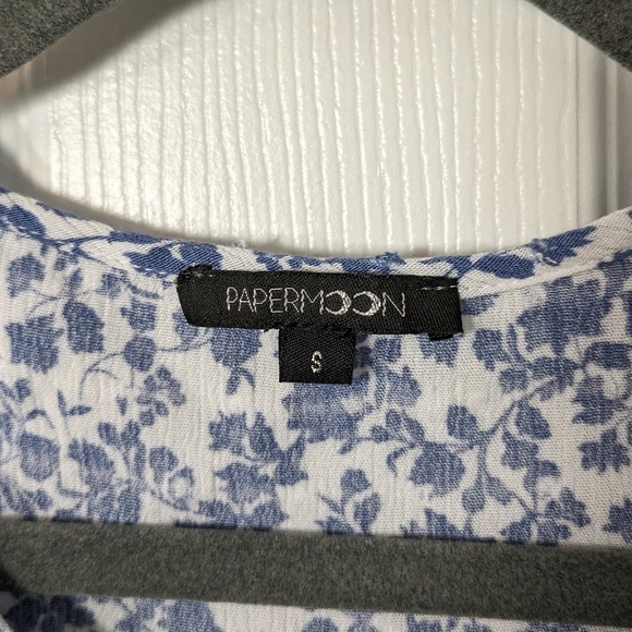 Papermoon Addley Clip Dot Woven Blue&White Floral 3/4 Sleeve Rayon Blouse Size S - Picture 3 of 8